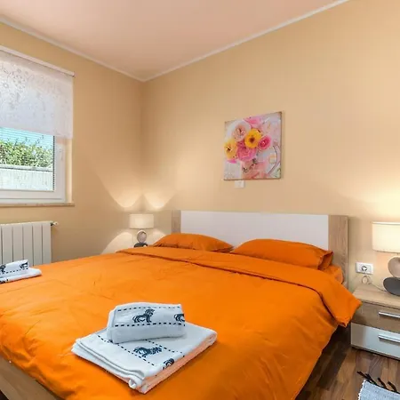 Διαμέρισμα In Novigrad/istrien 35204 Novigrad Istria